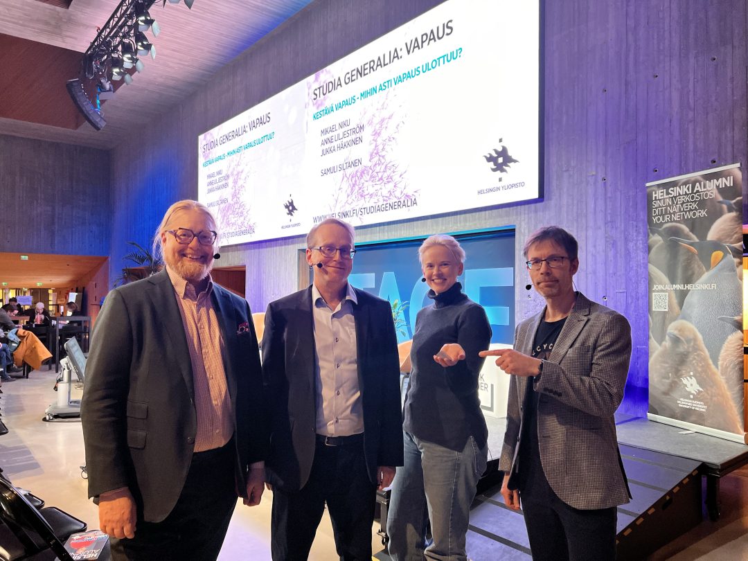 Samuli Siltanen, Jukka Häkkinen, Anne Liljeström ja Mikael Niku Tiedekulmassa 21.11.2023